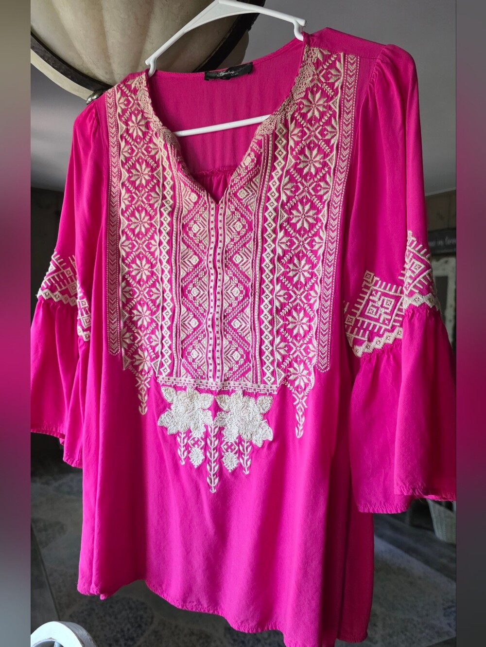 ANDREE BY UNIT Hot Pink Embroidered Boho Tunic - Picture 1 of 5